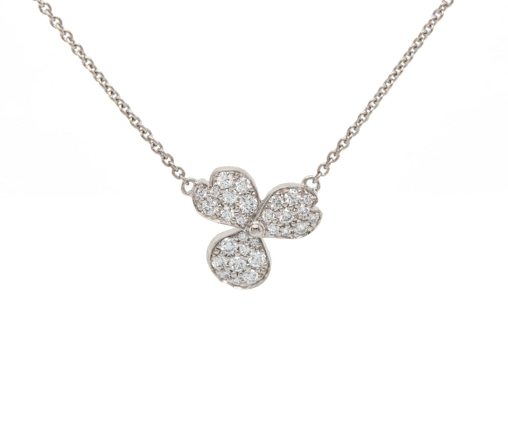 Pre-Owned Louis Vuitton 18K White Gold Flower Diamond Necklace