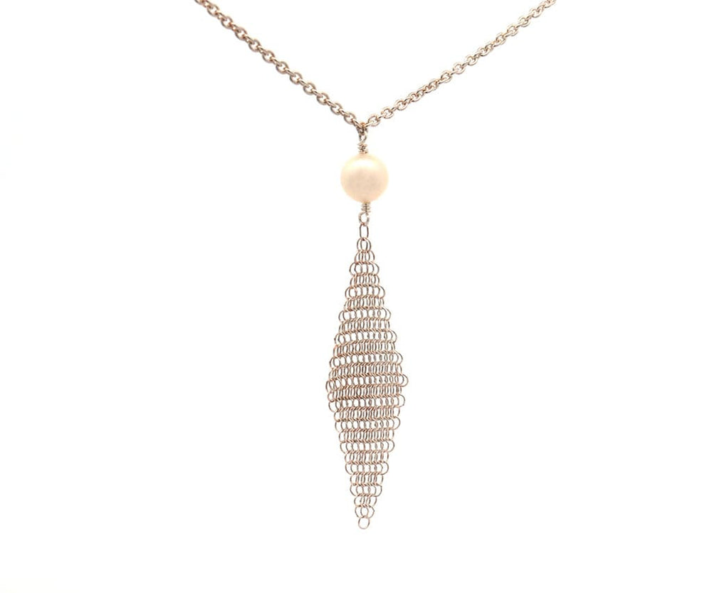 【Tiffany & Co】Elsa Peretti Mesh Triangleネックレス Elsa Peretti®:Mesh Necklace | Tiffany & Co. US