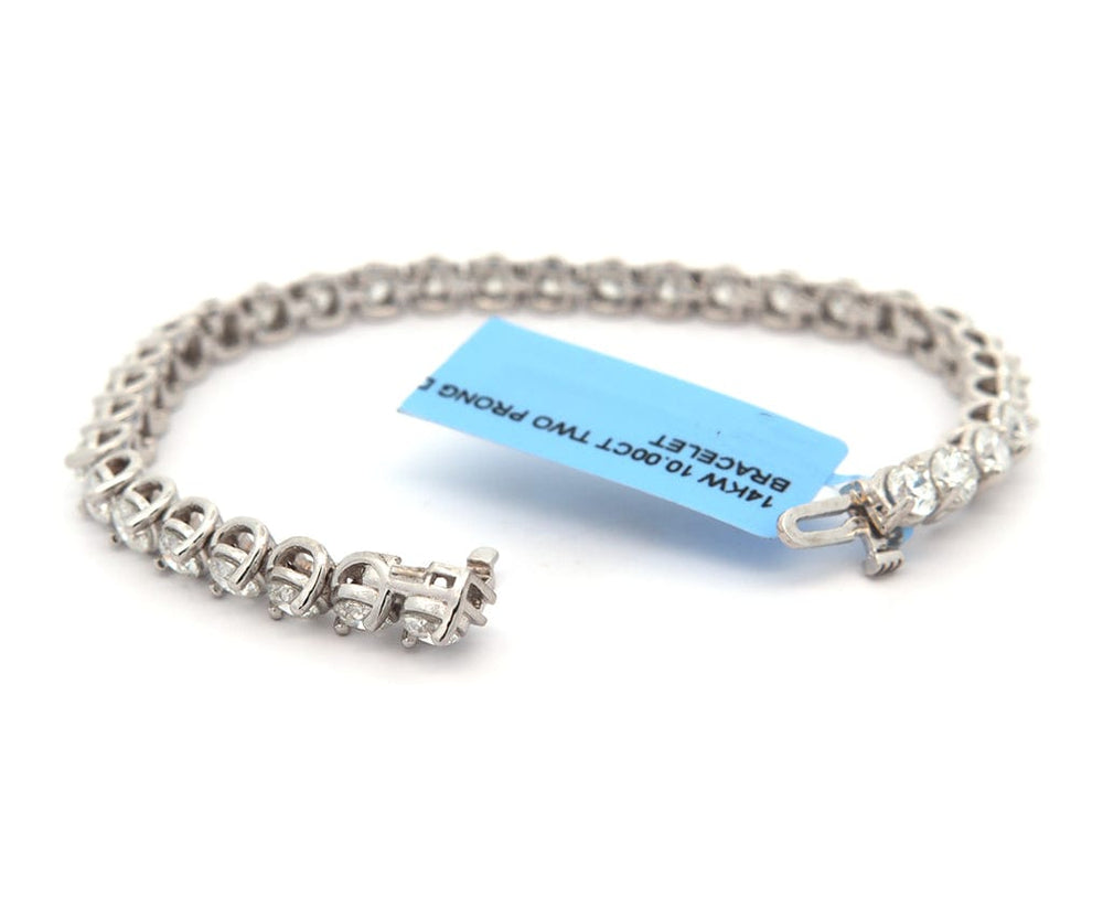 New 9.68ctw Round Diamond Tennis Bracelet in 14K