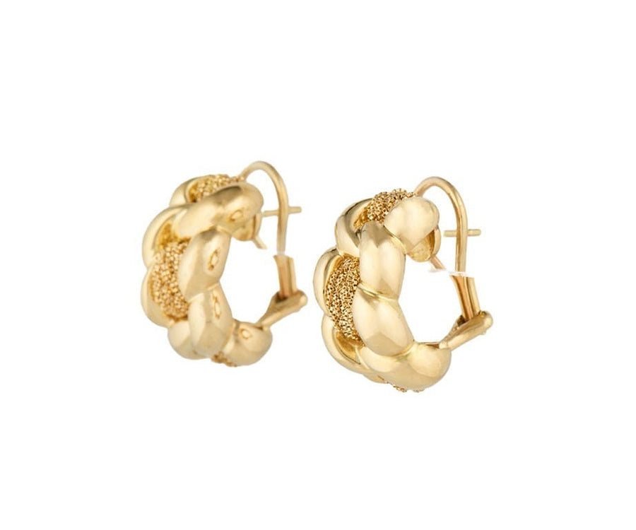 ユリヤ Yuri Ichihashi Chain Link Swirl J Hoop Earrings in 18K
