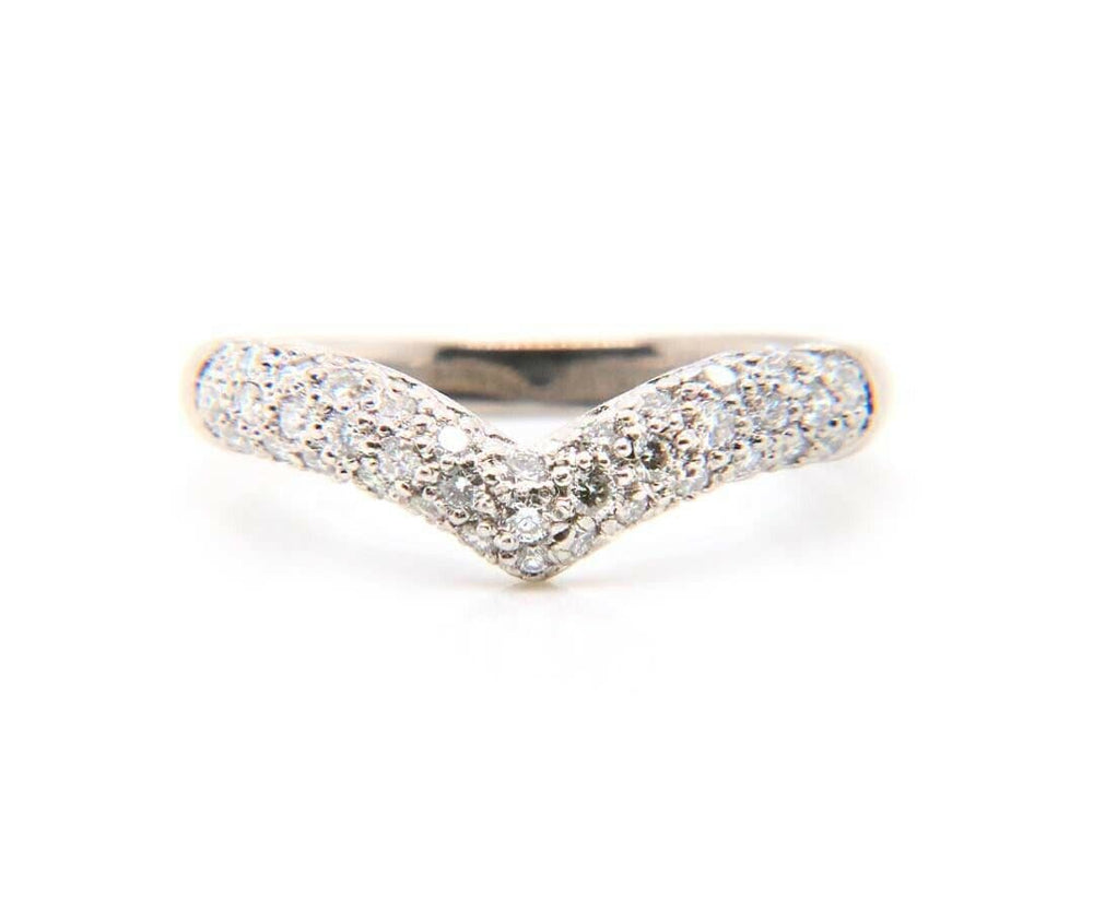 0.50ctw Curved Pave Diamond Wedding Band in 18K