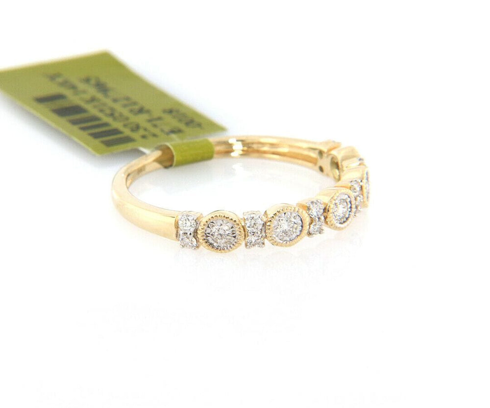 New 0.28ctw Diamond Bezel and Prong Set Band Ring in 14K