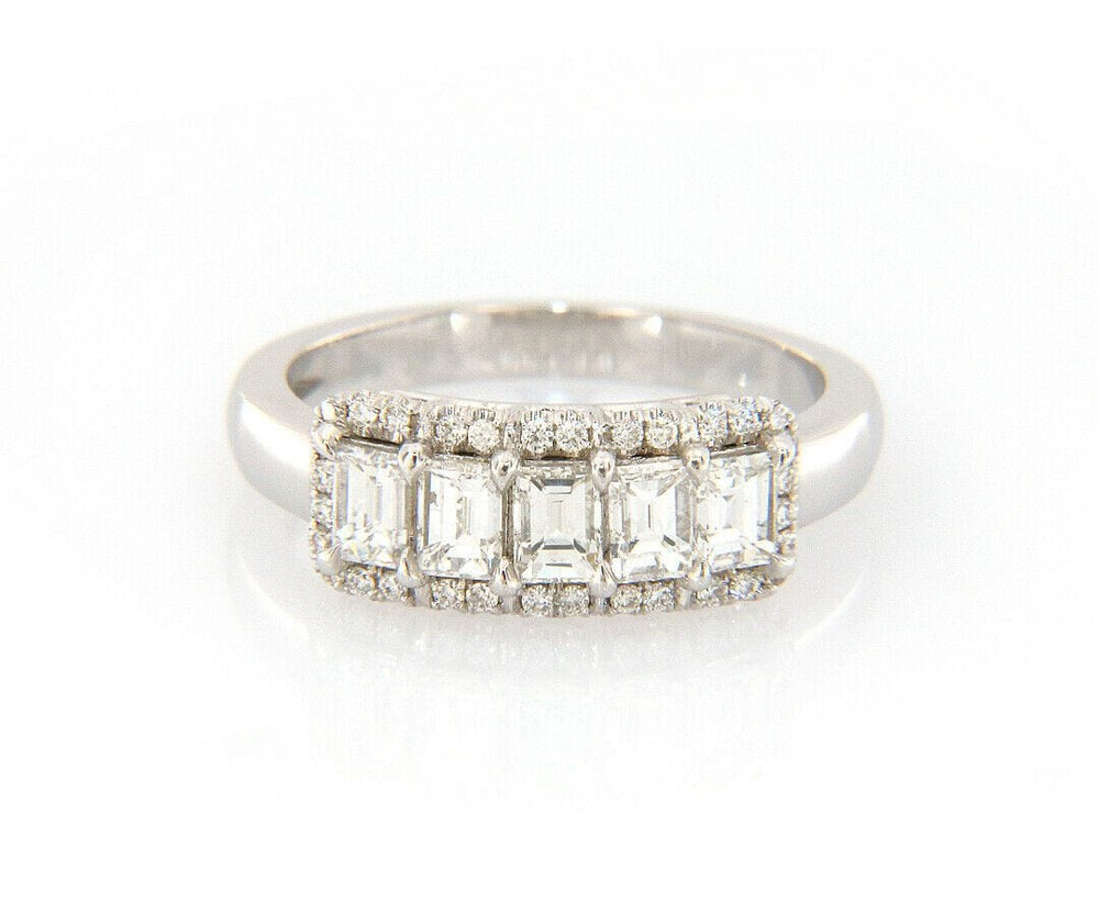 1.14ctw Baguette and Round Diamond Ring in 18K