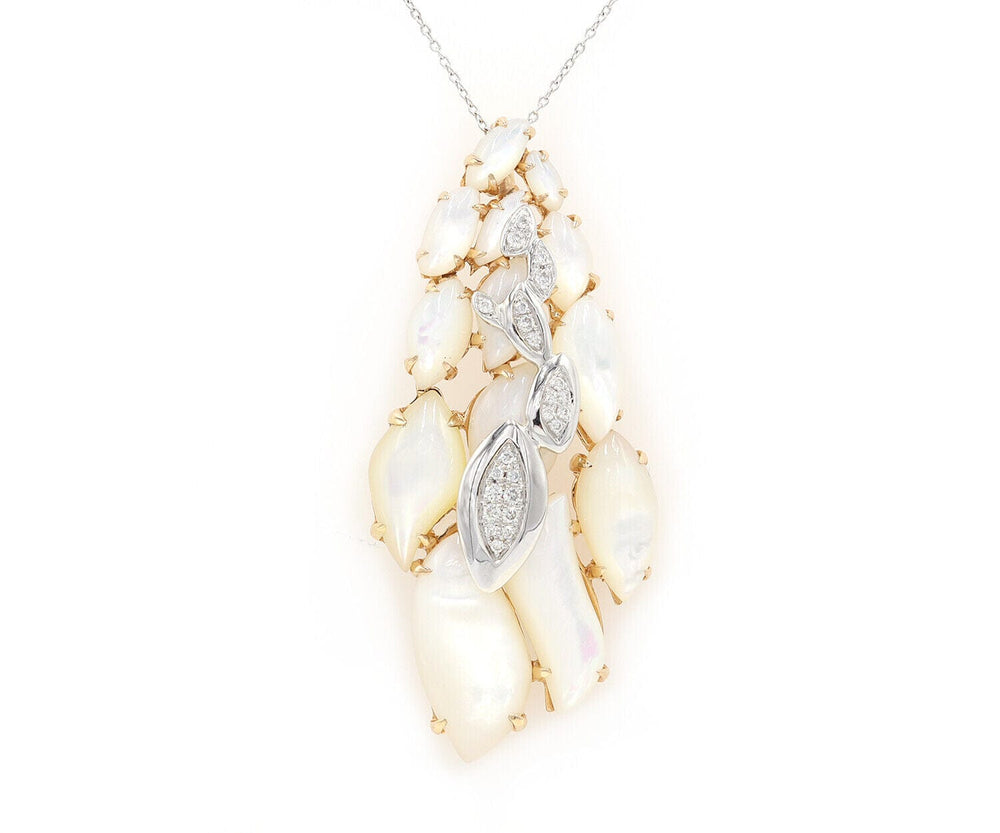 Talento Italiano 0.11ctw Diamond and Mother of Pearl Pendant Necklace in 18K