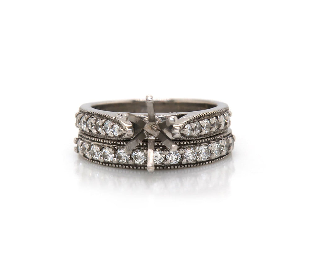 0.85ctw Round Diamond Milgrain Semi Mount Bridal Set in 18K