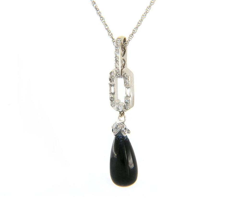 0.20ctw Diamond and Onyx Art Deco Pendant Necklace in 14K